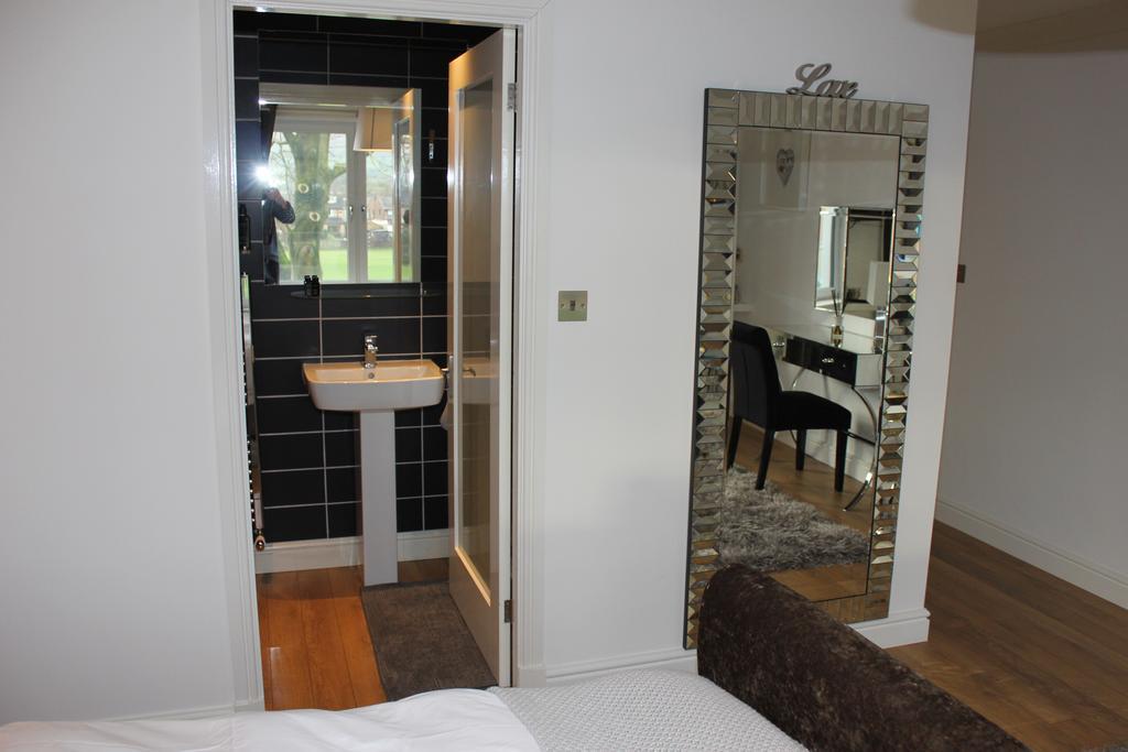 Fifty One And A Half Boutique B&B Clitheroe Buitenkant foto