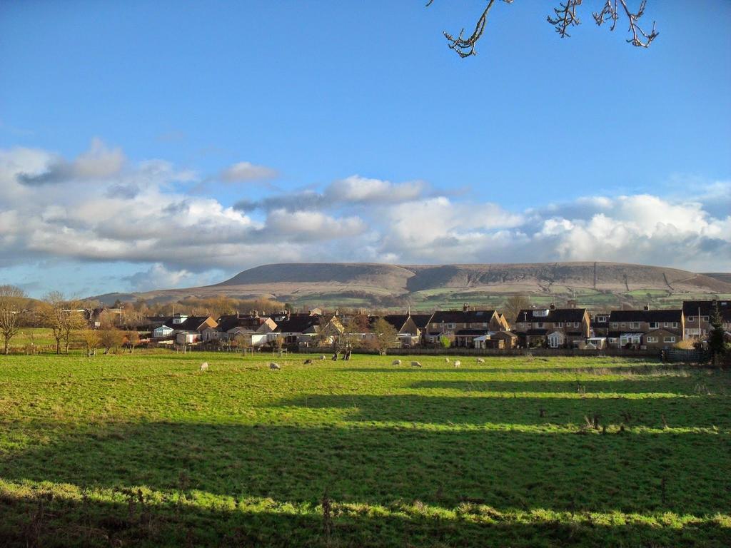 Fifty One And A Half Boutique B&B Clitheroe Buitenkant foto